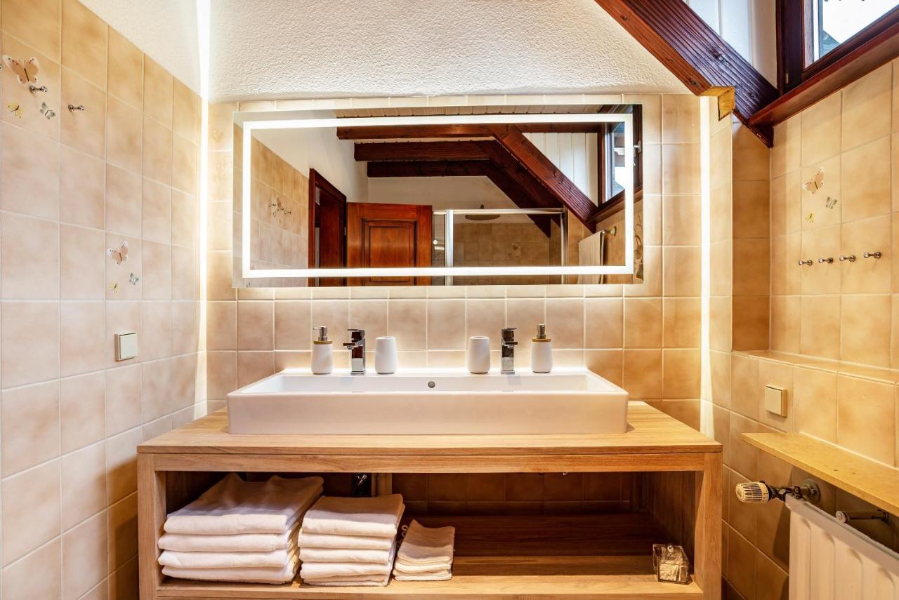 Cheng Apartment บาเดน-บาเดน ภายนอก รูปภาพ